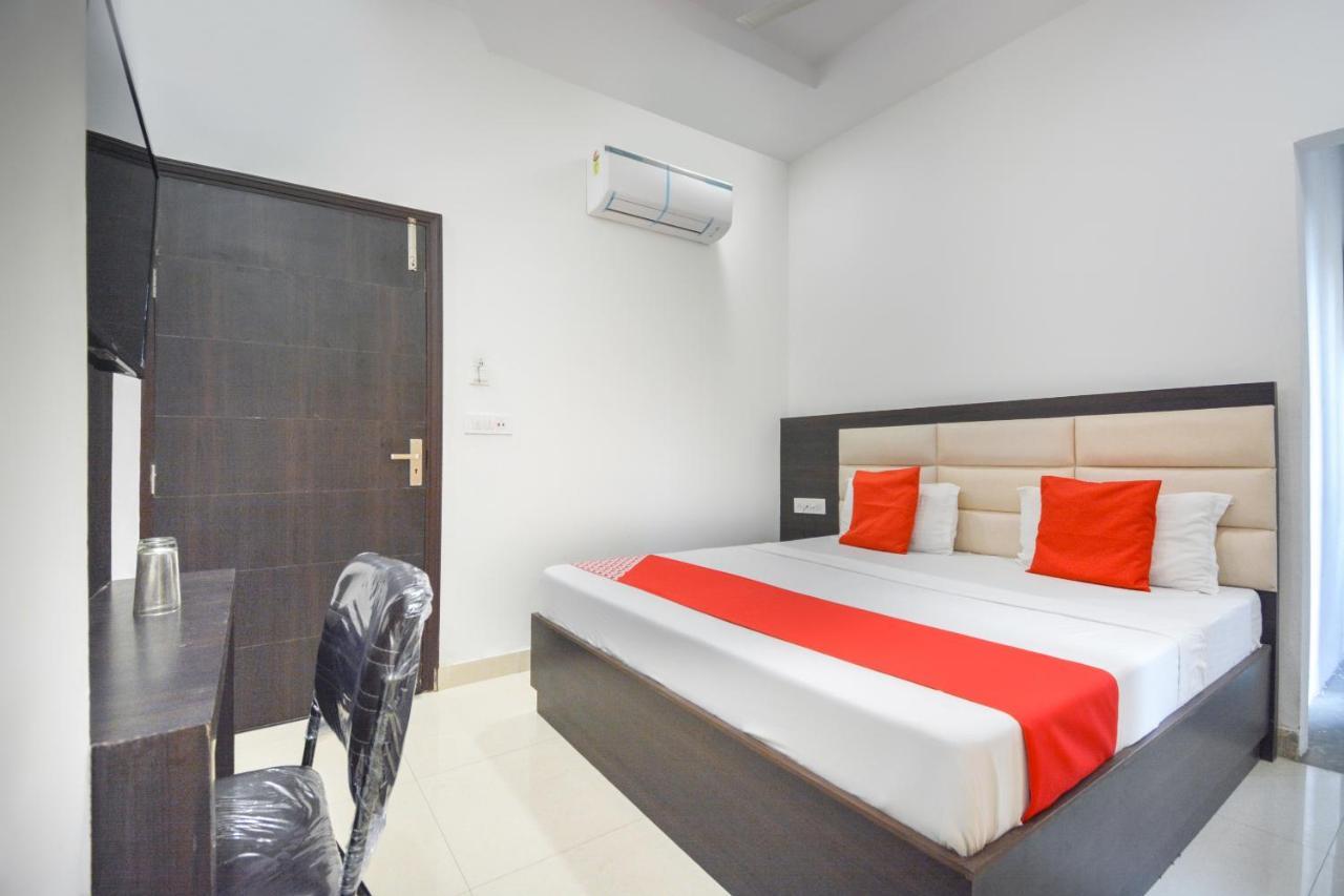 Hotel Oyo 71106 A K Regency Amritsar